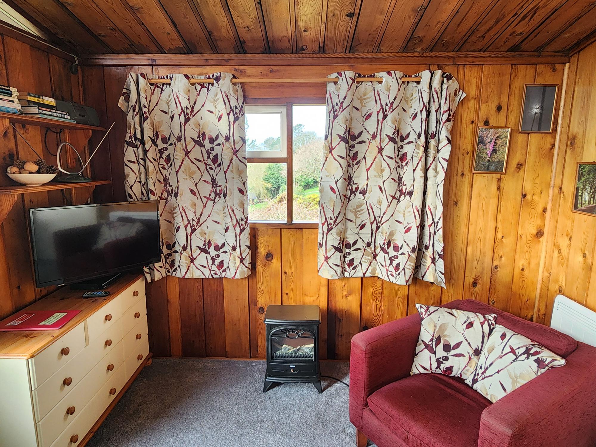 Lounge at the Fire and TV end